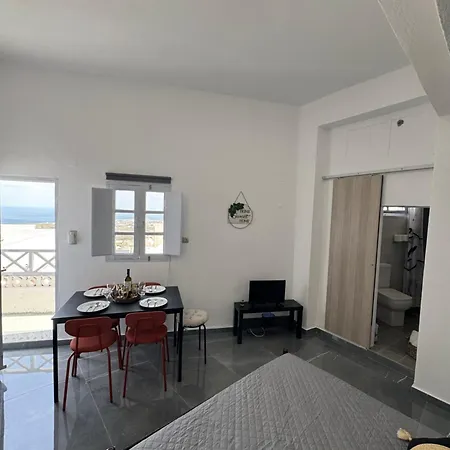Reno's Garden & View Διαμέρισμα *